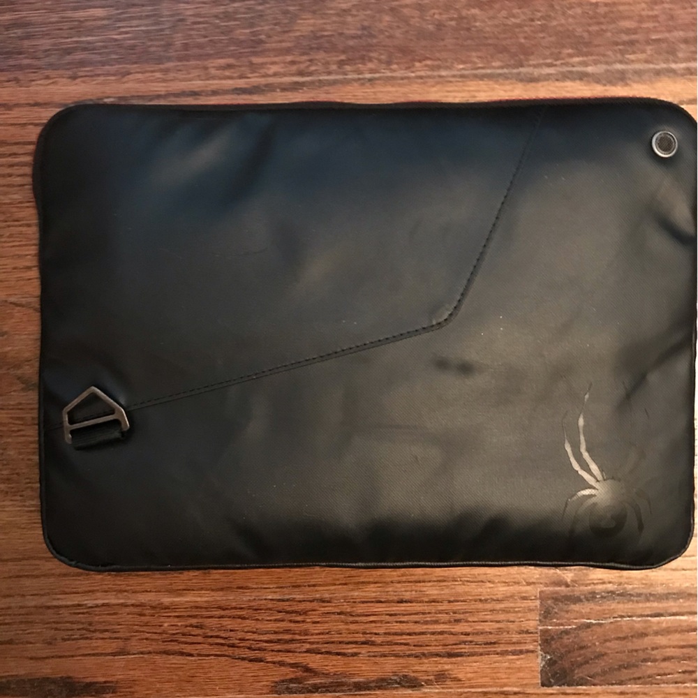 Spyder 15” LAPTOP CASE